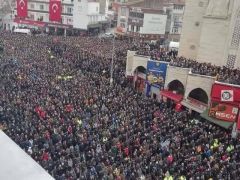 DEVELİ ŞEHİDİNİ DUALARLA UĞURLADI!