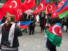 Almanya’da Yaşayan Türkler Azerbaycan’a Destek Mitingi Düzenledi