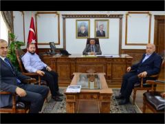 Petlas Yönetim Kurulu Başkanından Kırşehir Valisi H. Mete Buhara’ya Hayırlı Olsun Ziyareti