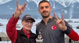 NOBEL ÖDÜLLÜ BİLİM İNSANIMIZ PROF. DR. AZİZ SANCAR, A MİLLİ TAKIMIMIZIN YILDIZ FUTBOLCUSU MERİH DEMİRAL İLE BİR ARAYA GELDİ