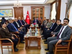 KIRŞEHİR VALİSİ MURAT SEFA DEMİRYÜREK TEŞEKKÜRLERİNİ SUNDU