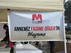 MUSTAFA DÜĞER MUCUR’DA LOKMA TATLISI DAĞITTI
